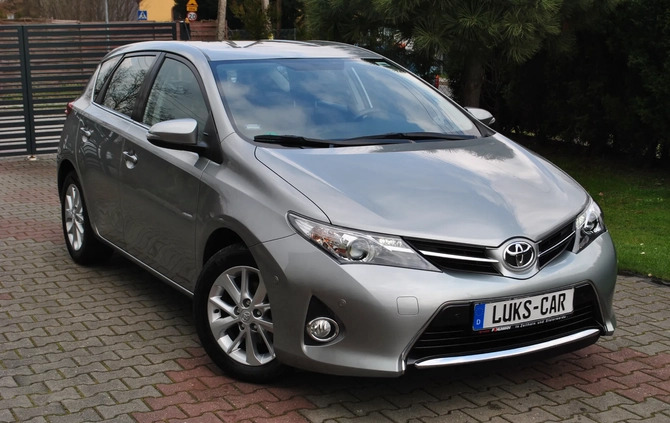 Toyota Auris cena 47777 przebieg: 60000, rok produkcji 2013 z Piława Górna małe 667